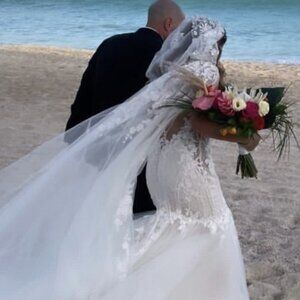 Enzoani wedding dress size 8